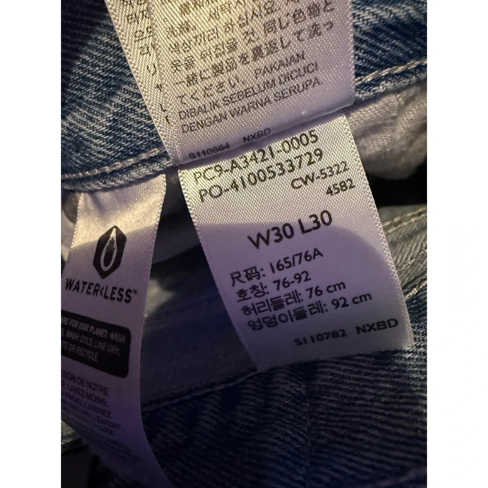 Levis levis silvertab